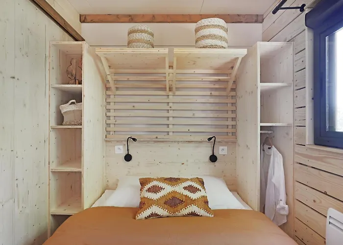 Κάμπινγκ Paradis Les Pins 4*