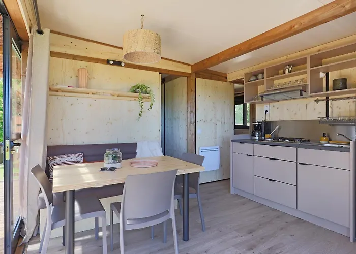 Paradis Les Pins אתר קמפינג 4*