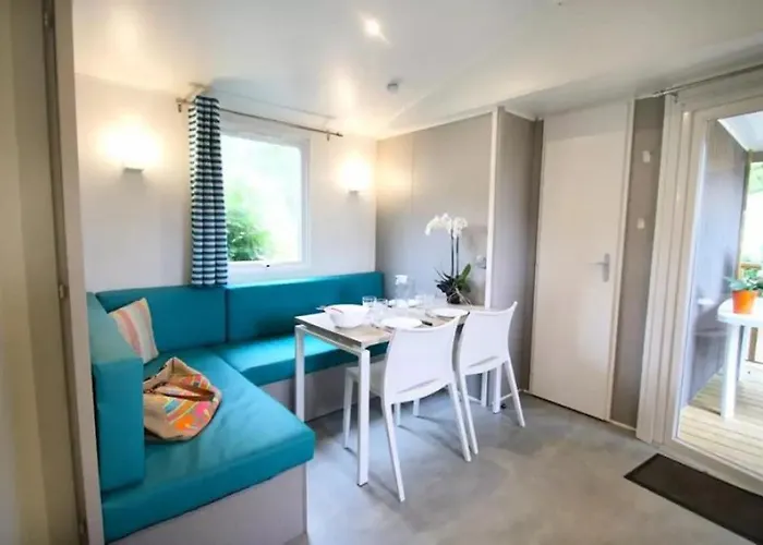 Paradis Les Pins אתר קמפינג סן-פאלה-סור-מר