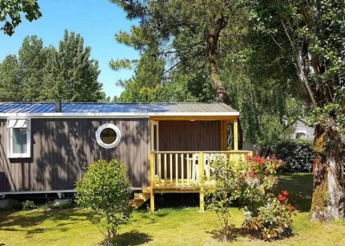 אתר קמפינג Paradis Les Pins סן-פאלה-סור-מר